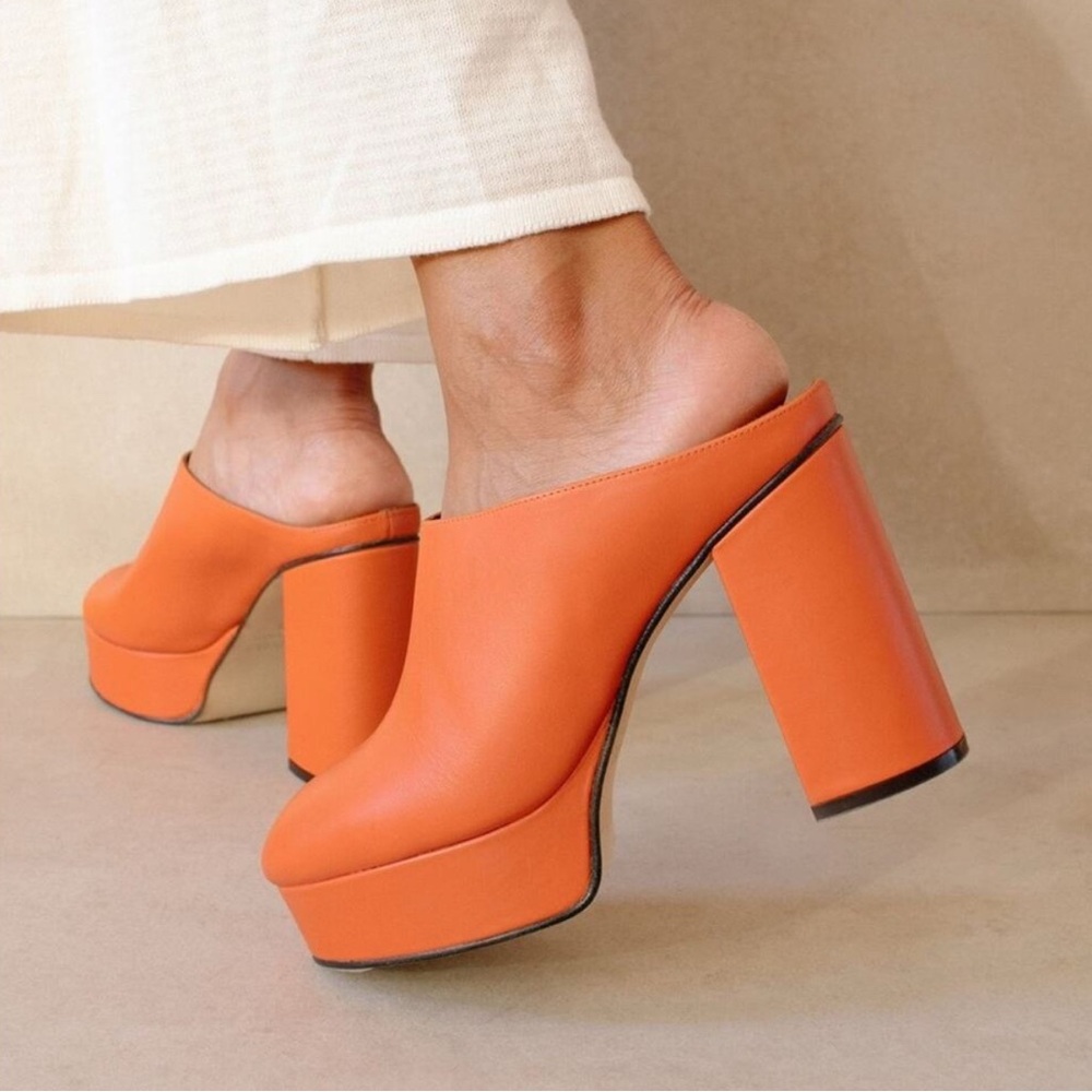 🆕 Alohas Women's Clock Out Leather Pomelo Orange Mules Heeled Sandals Size 39